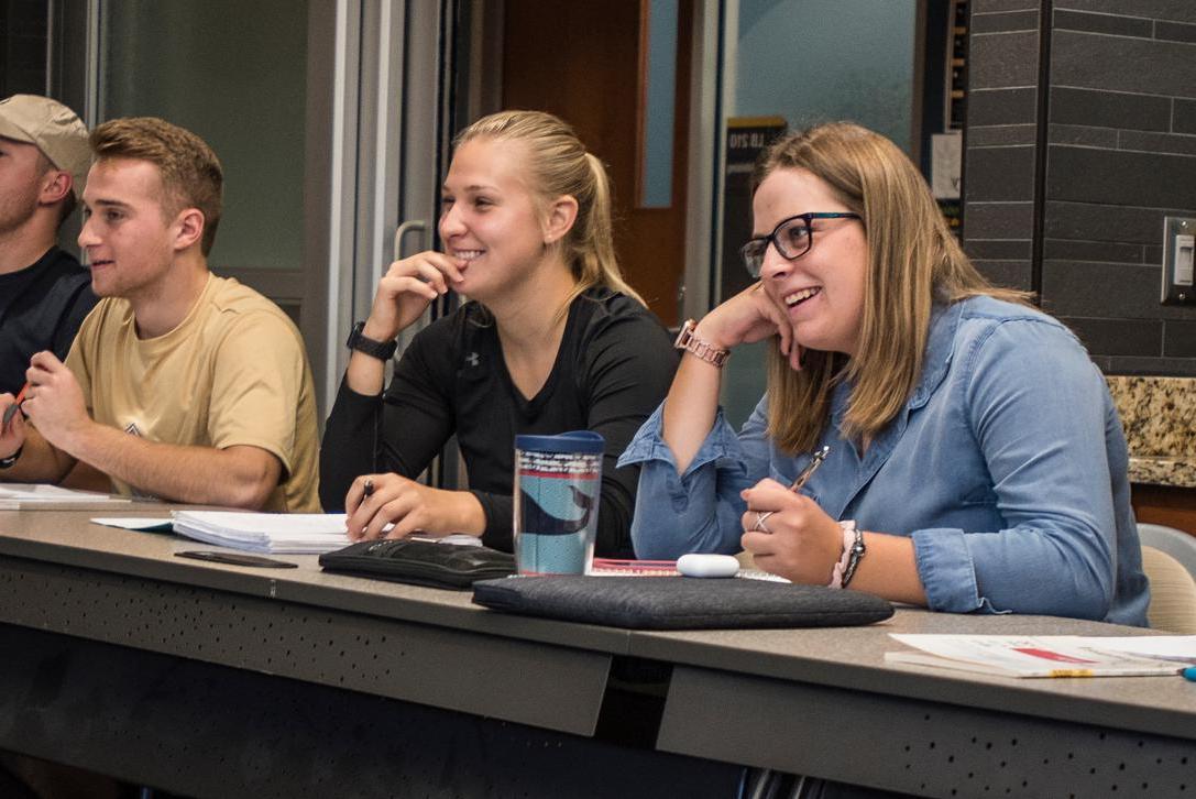 Students listen to a lecture.